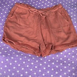 Very flows and soft paper boy shorts